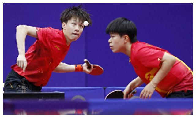 门神手刃旧主奥尔莫世界波，巴萨2-0笑傲德比夺8连胜，皇马空欢喜