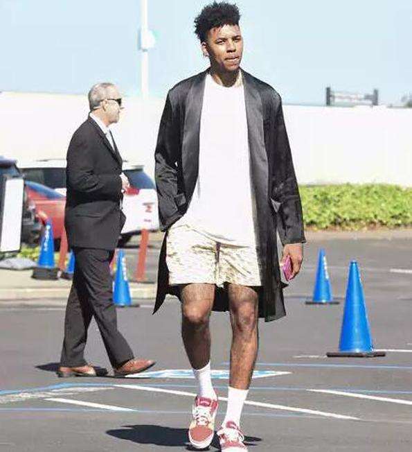 三次出现 三次出现