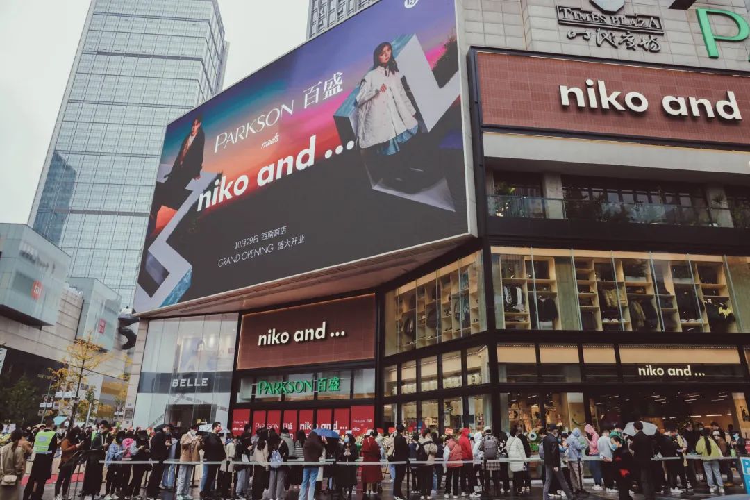 略的镜头理 略的镜头理